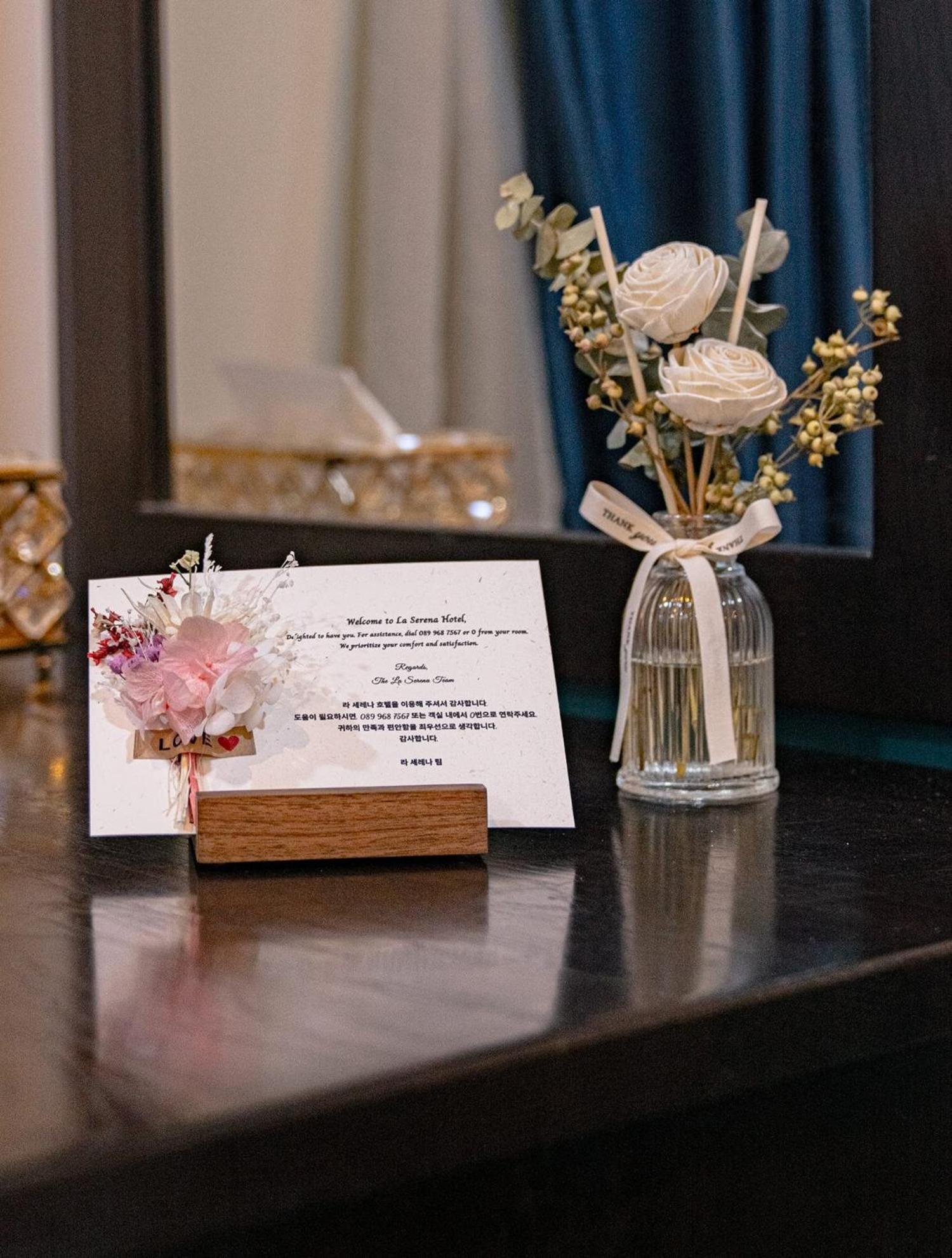 La Serena Boutique Hotel Хошимин Екстериор снимка